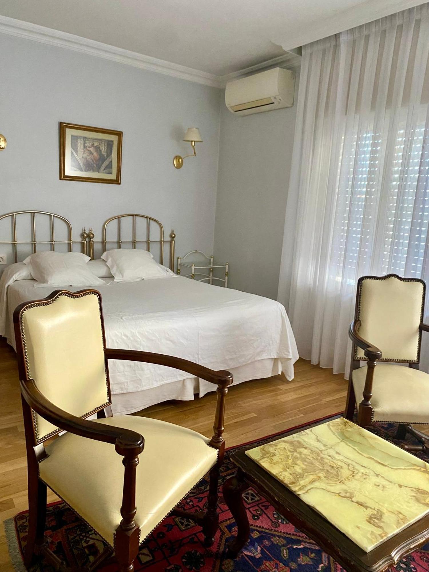Hotel Aranda Аранда-де-Дуэро Экстерьер фото